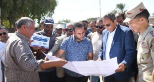 محافظ قنا يتابع معدلات إنجاز كوبري أبو شوشة