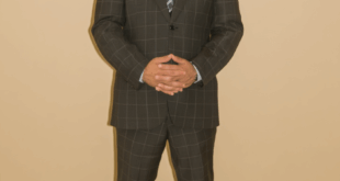 رجل الأعمال محمود فؤاد عثمان