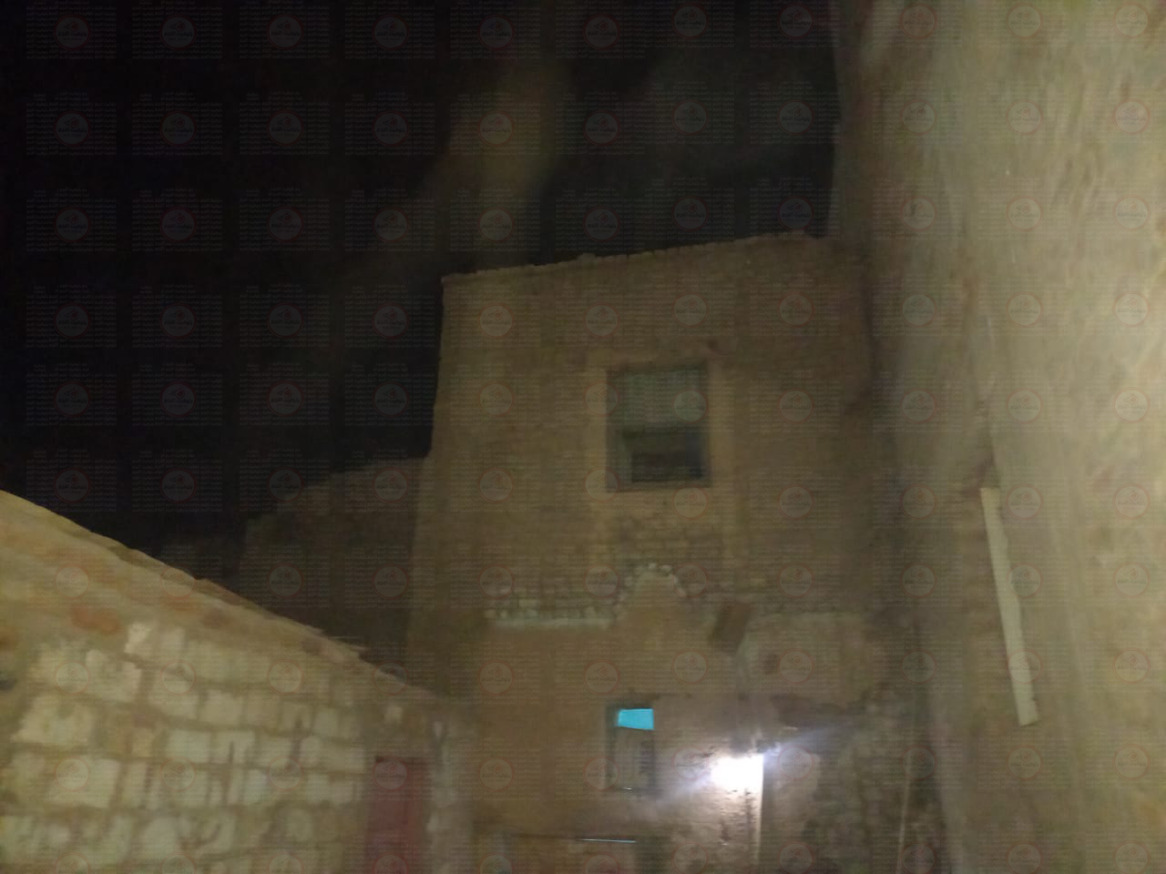 المنزل المنهار