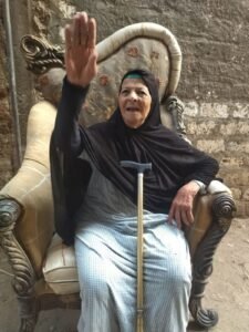 الجدة عايدة