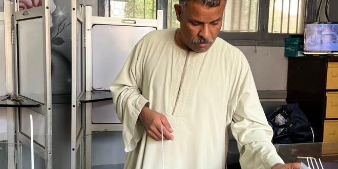 انطلاق التصويت في لجان نجع حمادي