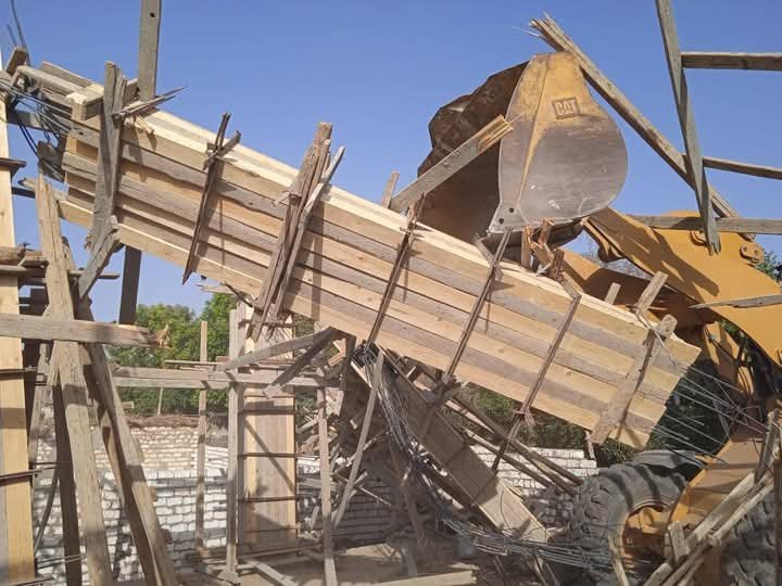 حملات مكثفة بقنا لإزالة التعديات