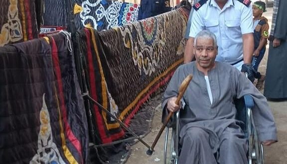 مسن بنجع حمادي يشارك في انتخابات البرلمان