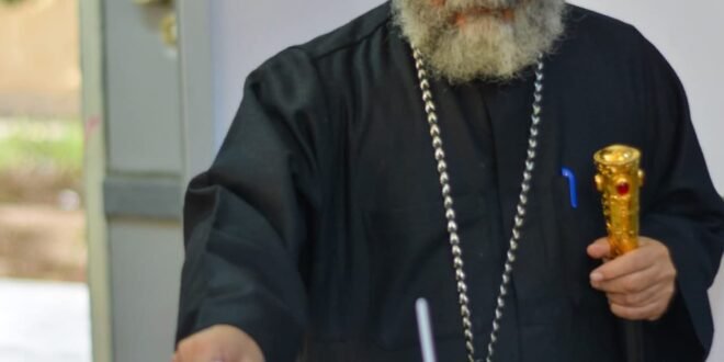 الأنبا يضابا يدلي بصوته في انتخابات مجلس النواب
