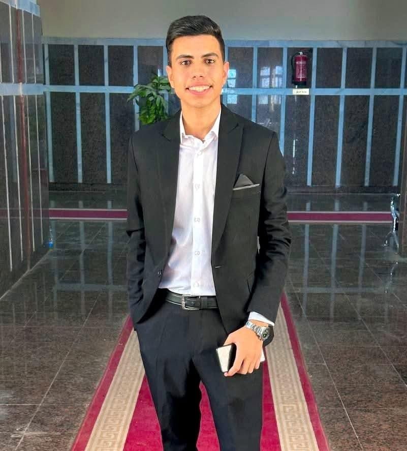 الطالب عبدالله حسن