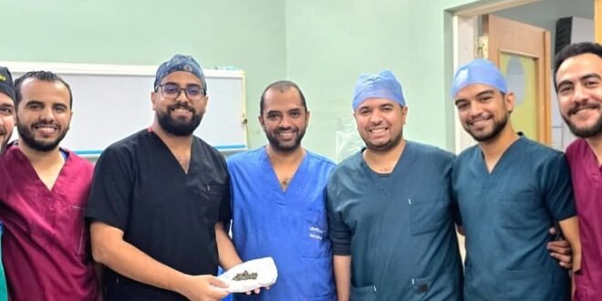 الفريق الطبي