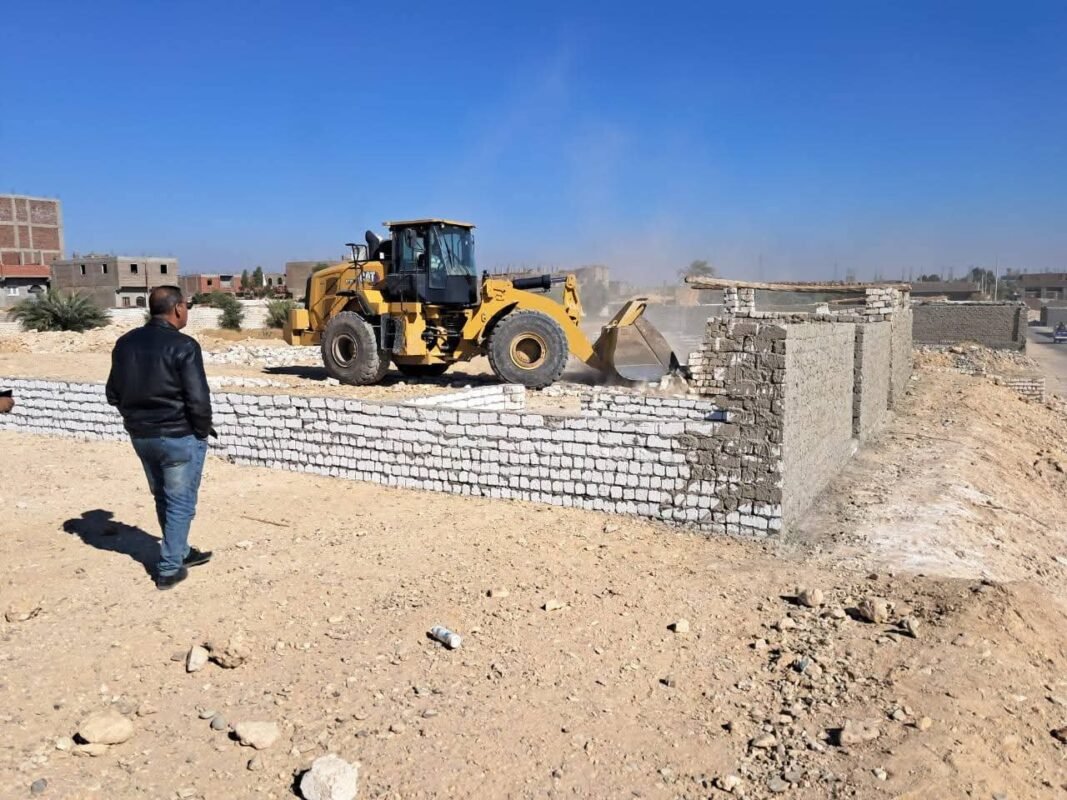 حملات مكثفة لإزالة التعديات على أملاك الدولة