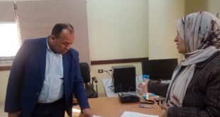 رئيس مركز نجع حمادي يتابع ملفات التصالح والتراخيص
