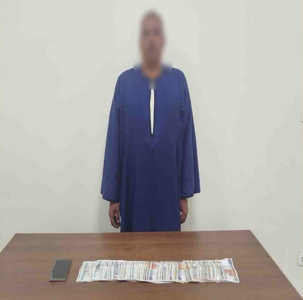 ضبط شخص بحوزته مبالغ مالية لتوزيعها على الناخبين في الوقف