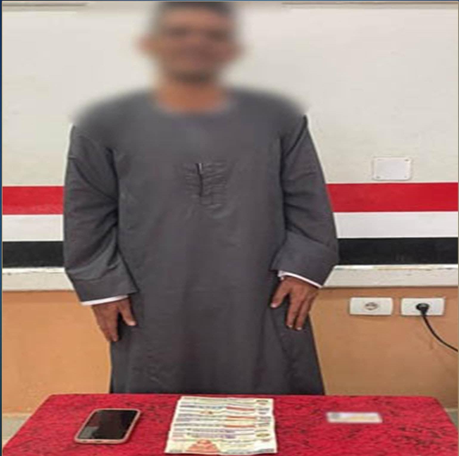 ضبط شخص يوزع أموالًا على الناخبين بقنا