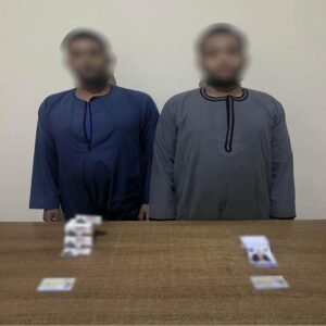 ضبط شخصين بحوزتهما كروت دعاية انتخابية بقنا