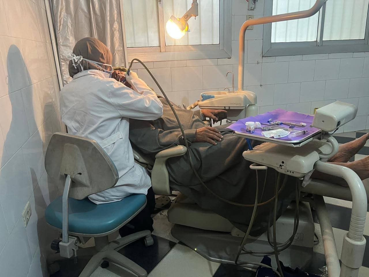 عيادات الأسنان بوحدتي البراهمة والكلاحين