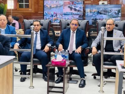 محافظ قنا يتابع انطلاق جولة الإعادة لانتخابات مجلس النواب