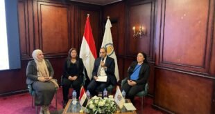 محافظ قنا يشارك في ورشة عمل حول التغيرات المناخية