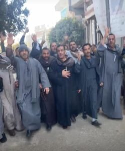 مسيرات حاشدة بقرى شرق النيل في نجع حمادي