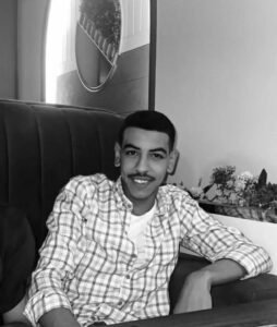 وفاة الطالب مهند محمد عبد الحافظ