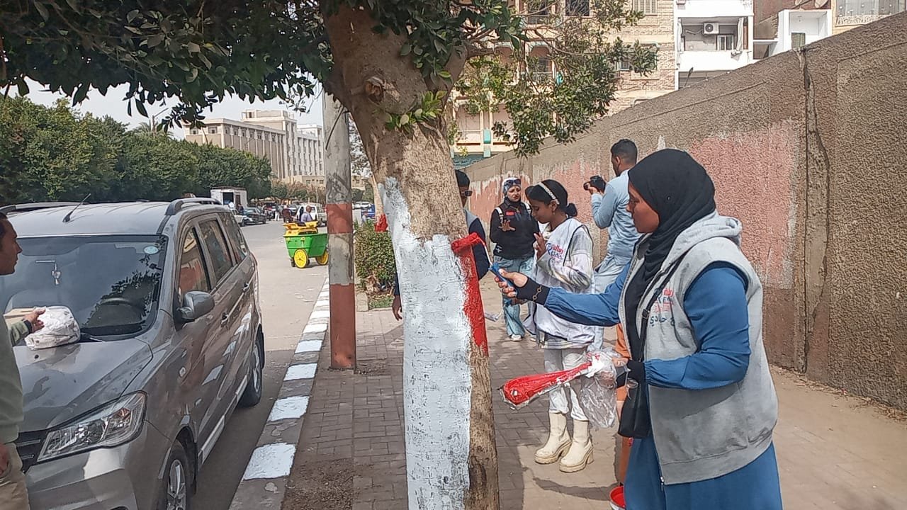 مبادرة "بإيدينا هنجملها" في نجع حمادي