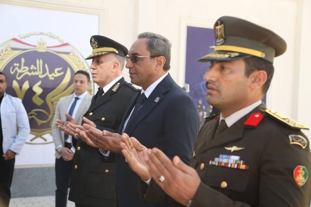 محافظ قنا ومدير الأمن