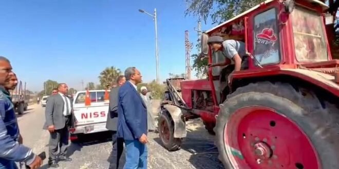 محافظ قنا يضبط جرار مخالف