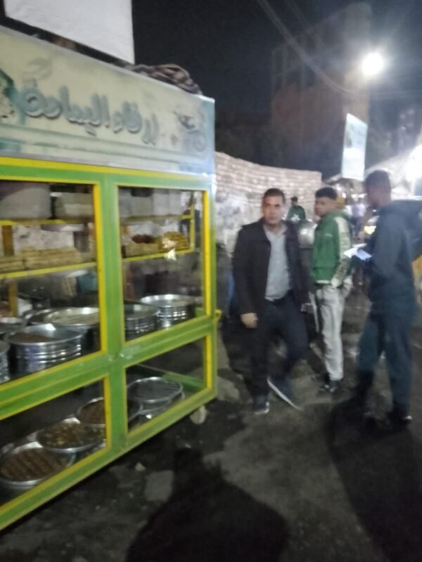 رفع الإشغالات بمنطقة الشادر