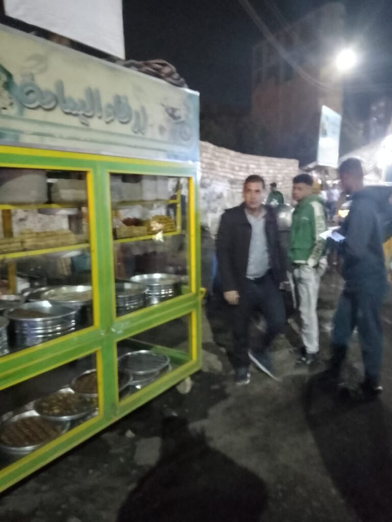 رفع الإشغالات بمنطقة الشادر