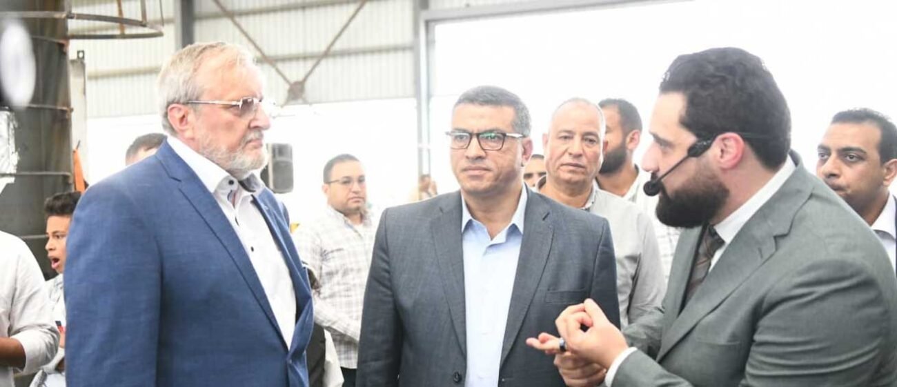 محافظ قنا والقنصل العام الروسي