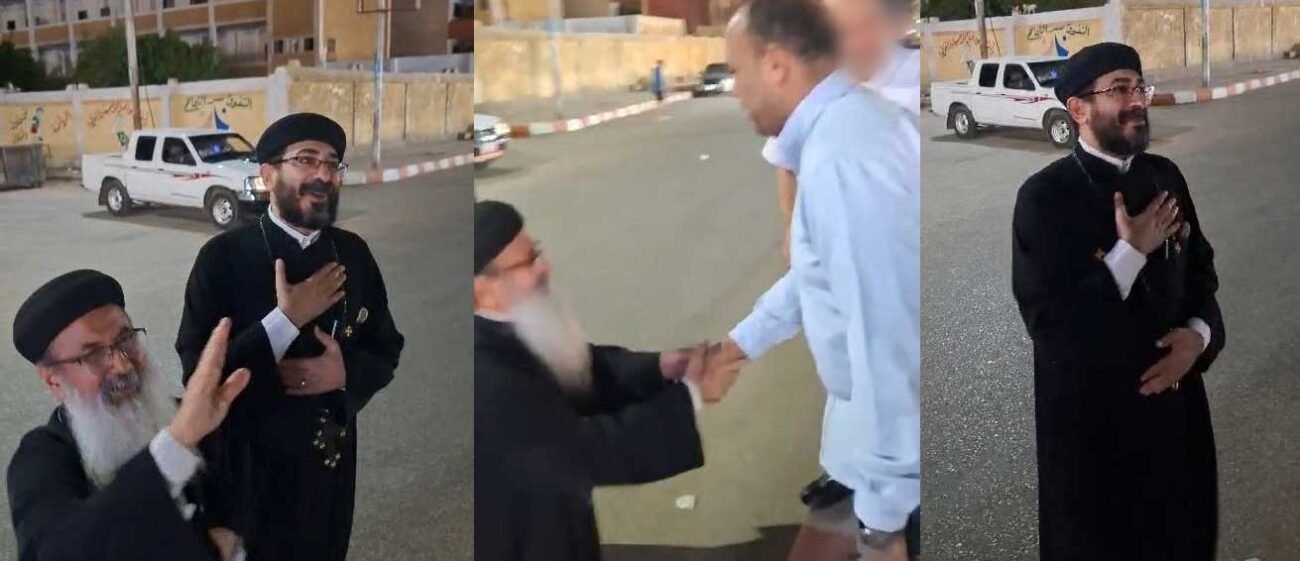 قساوسة يوزعون تهاني عيد الأضحى بين المواطنين