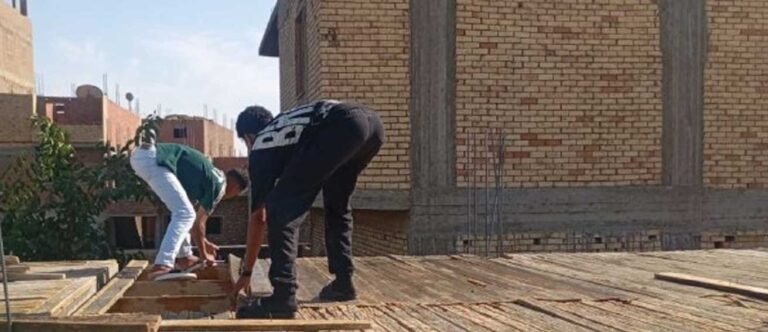 فك شدات خشبية بنجع حمادي