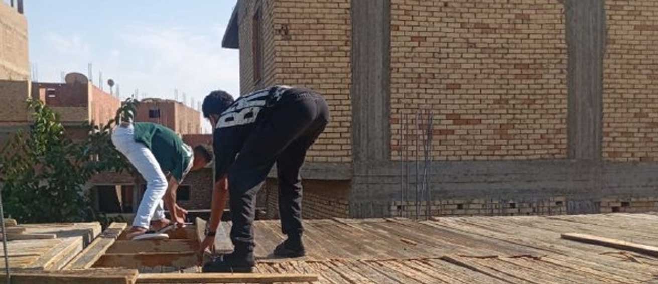 فك شدات خشبية بنجع حمادي