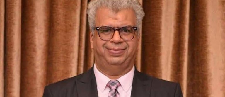 الدكتور محمد الديب، مدير مستشفى قنا العام السابق